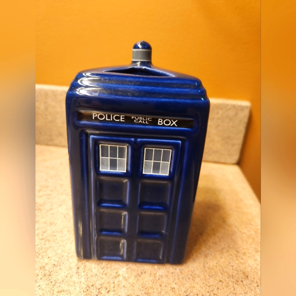 Tardis Toothbrush Holder Doctor Who